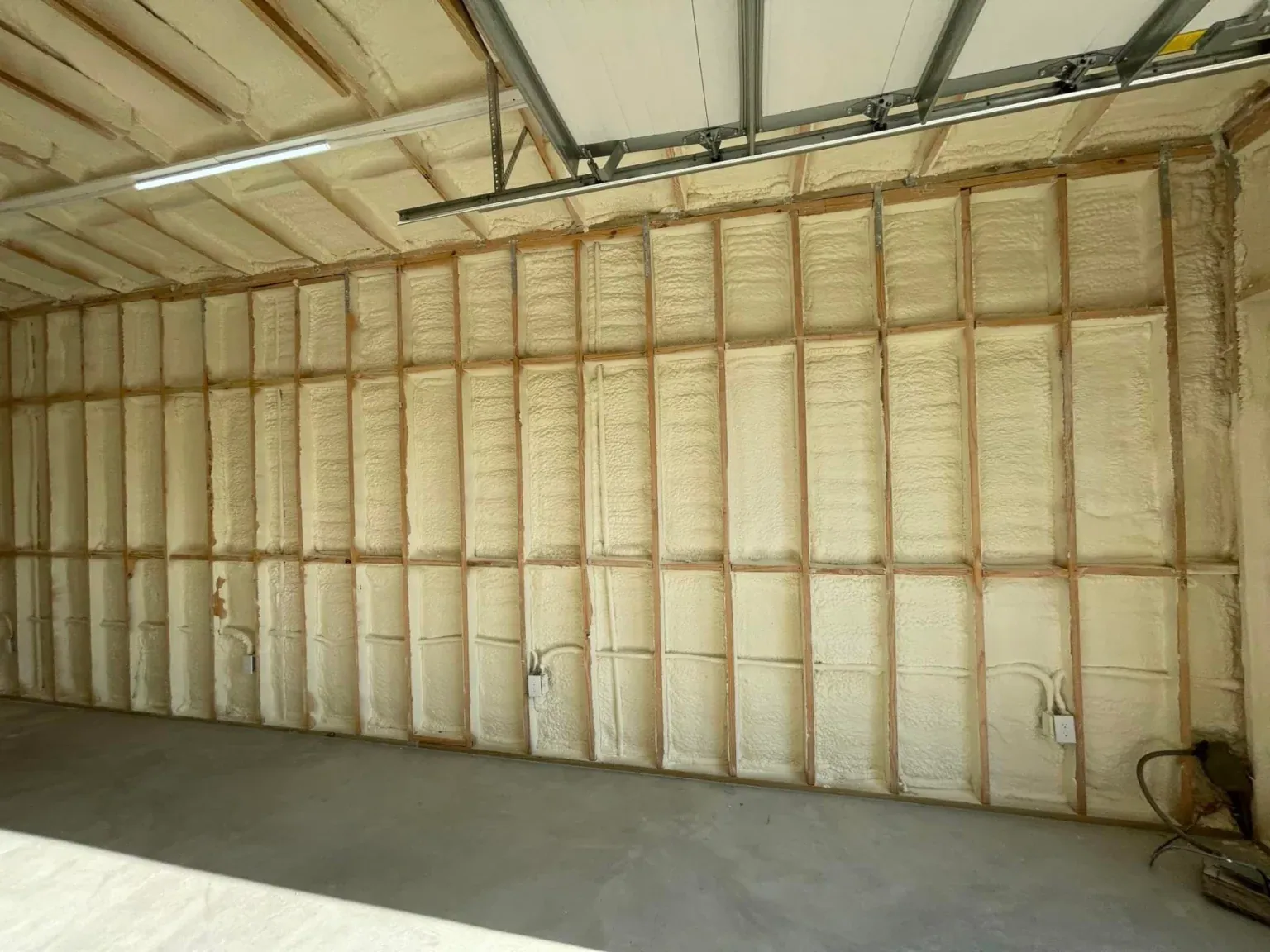 Closed-cell Spray Foam Insulation for Maximum Efficiency in Galena KS